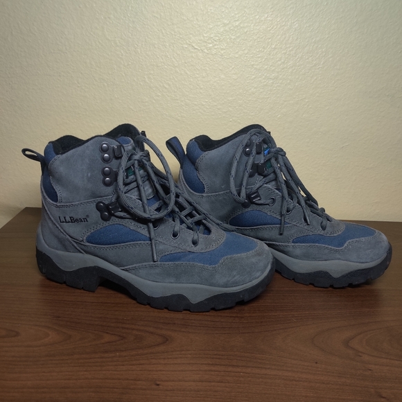L.L.Bean women's hiking boots Size 7 - Picture 2 of 12